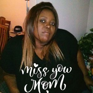 Meet your Posher, Kendra